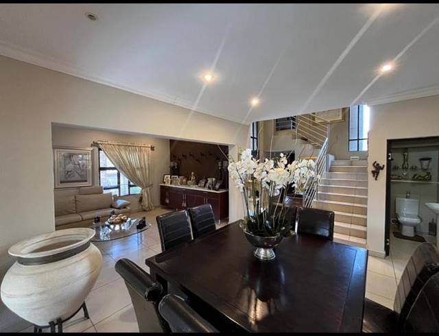 4 BEDROOM HOUSE FOR SALE IN VANDERBIJLPARK SW 5